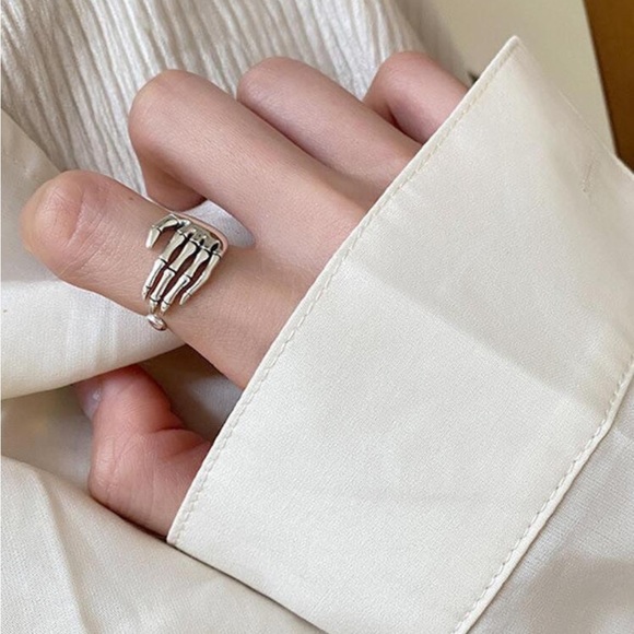 Silver Skeleton Hand Ring - Picture 4 of 8